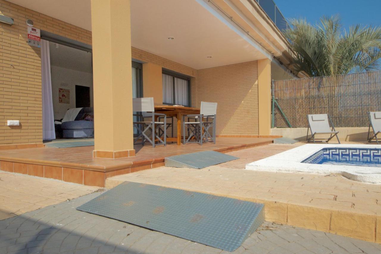 Villa Arenal Амполья Экстерьер фото